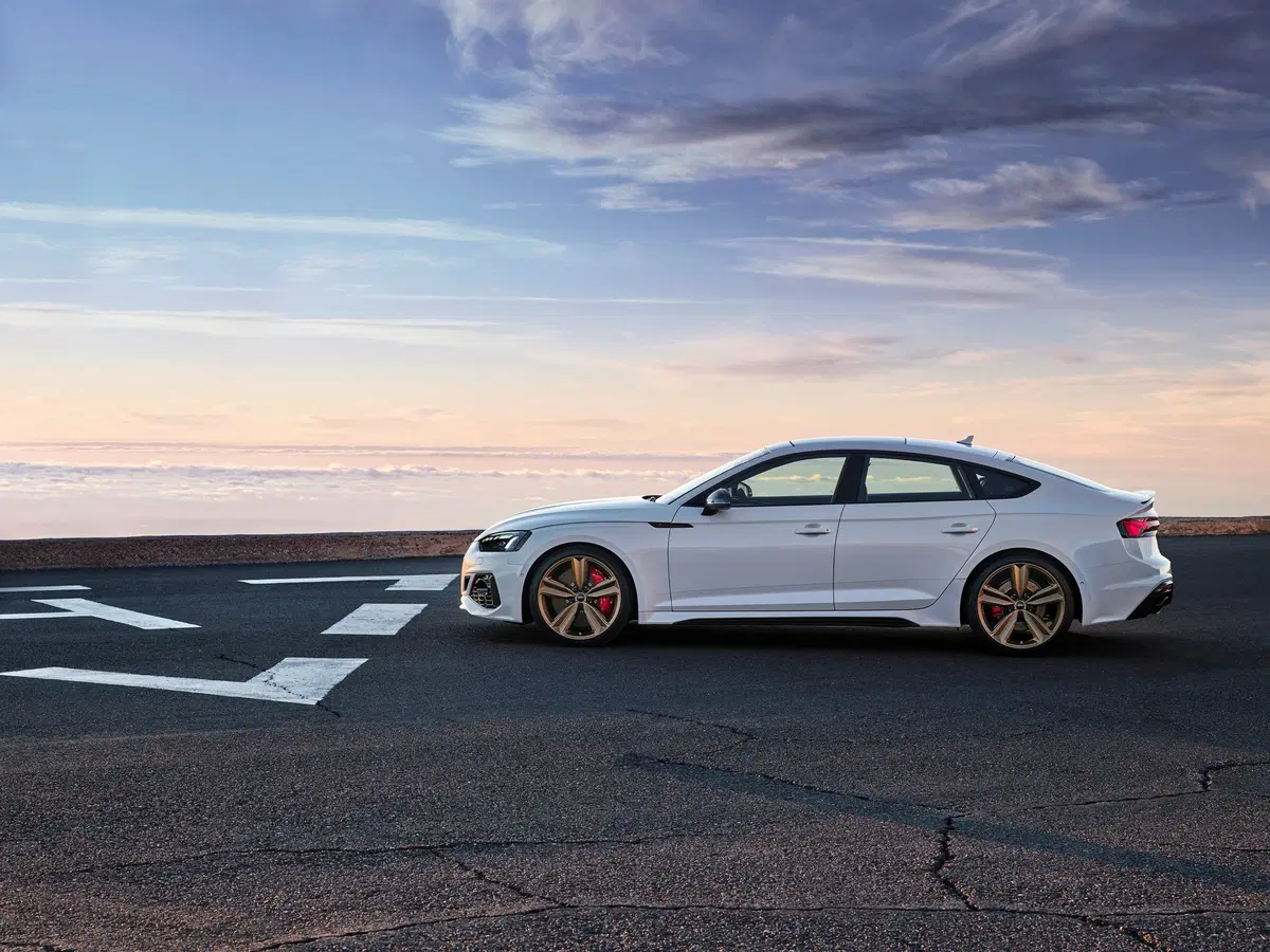 Audi RS5, restyling per Coupé e Sportback (17)