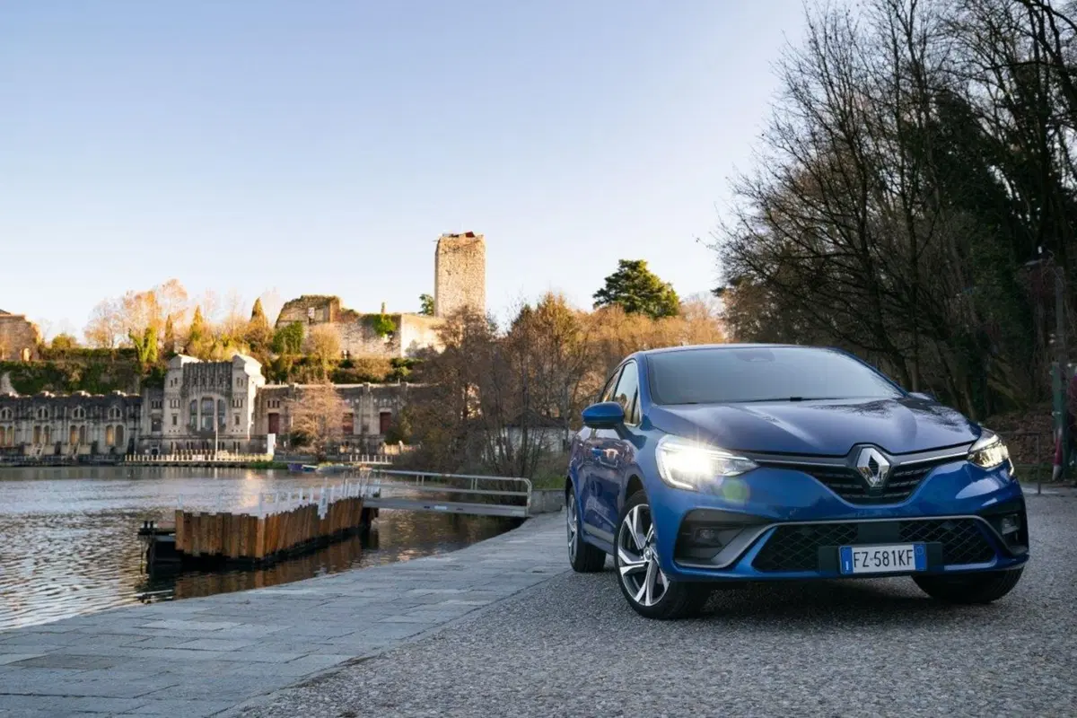 Renault Clio 2020, Sicurezza: con trasmissione EDC le assistenze attive sono davvero top [video] (4)