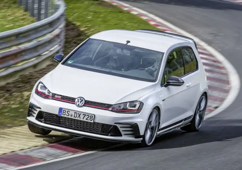 Volkswagen Golf GTI Clubsport S, &egrave; gi&agrave; da record