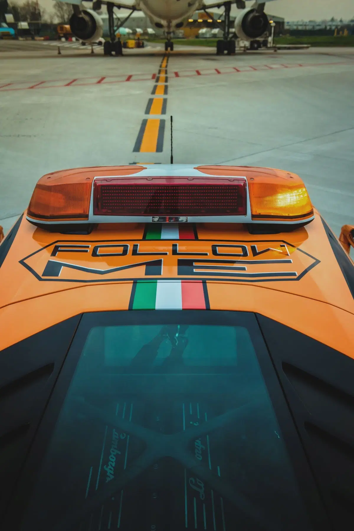 Lamborghini: una Huracan RWD per l’aeroporto di Bologna (10)