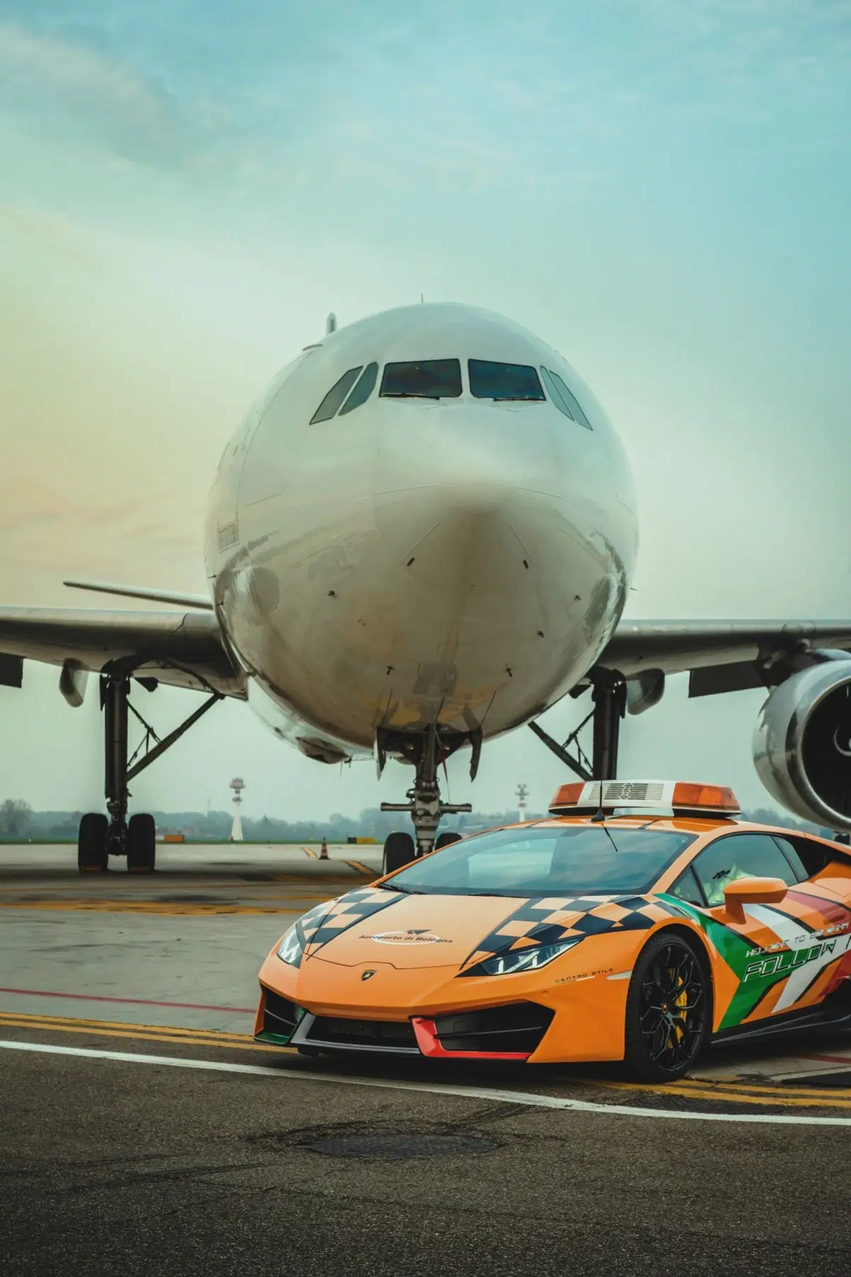 Lamborghini: una Huracan RWD per l’aeroporto di Bologna (13)