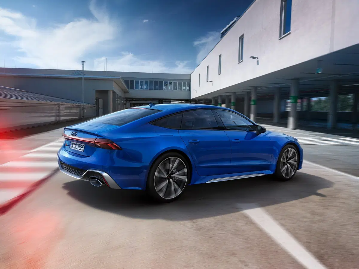 Audi RS: pacchetto speciale per i 25 anni di sportività (2)