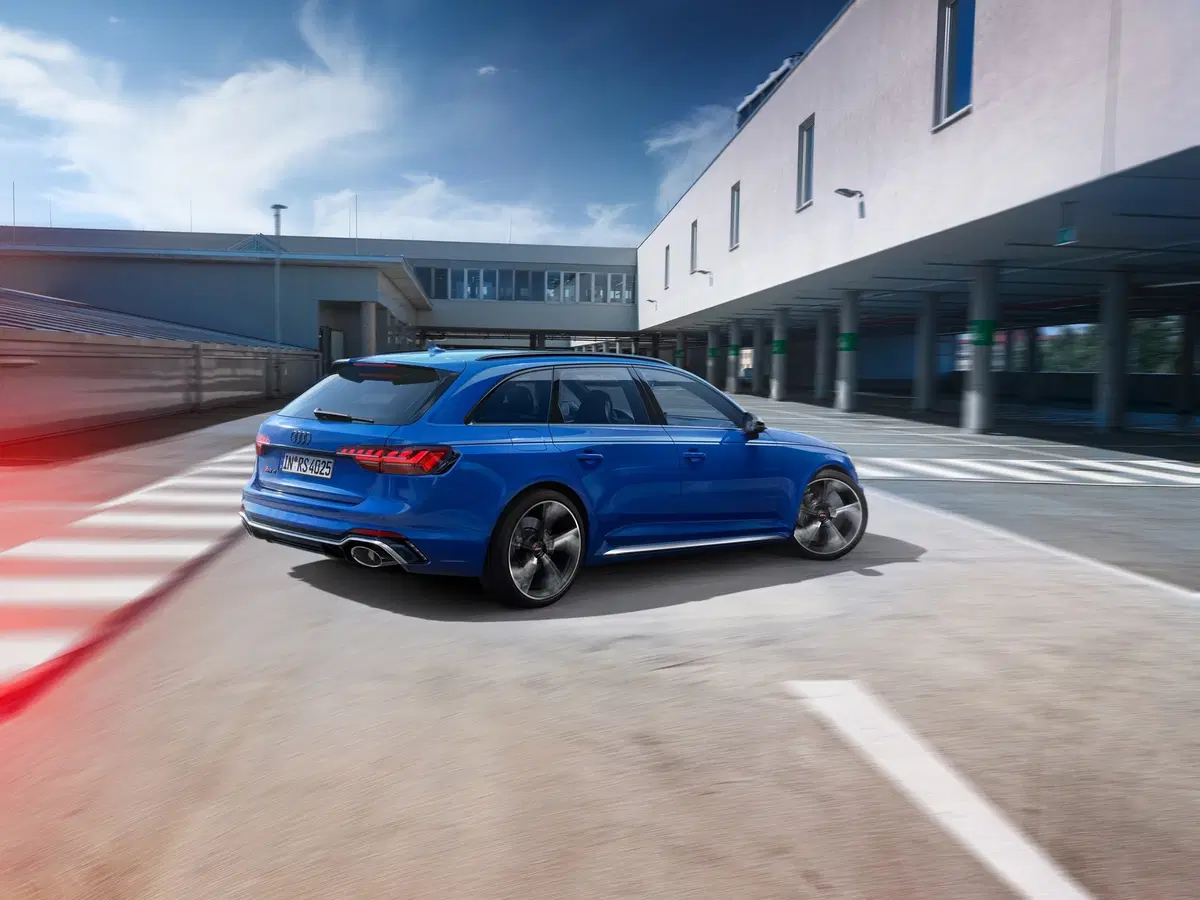 Audi RS: pacchetto speciale per i 25 anni di sportività (11)