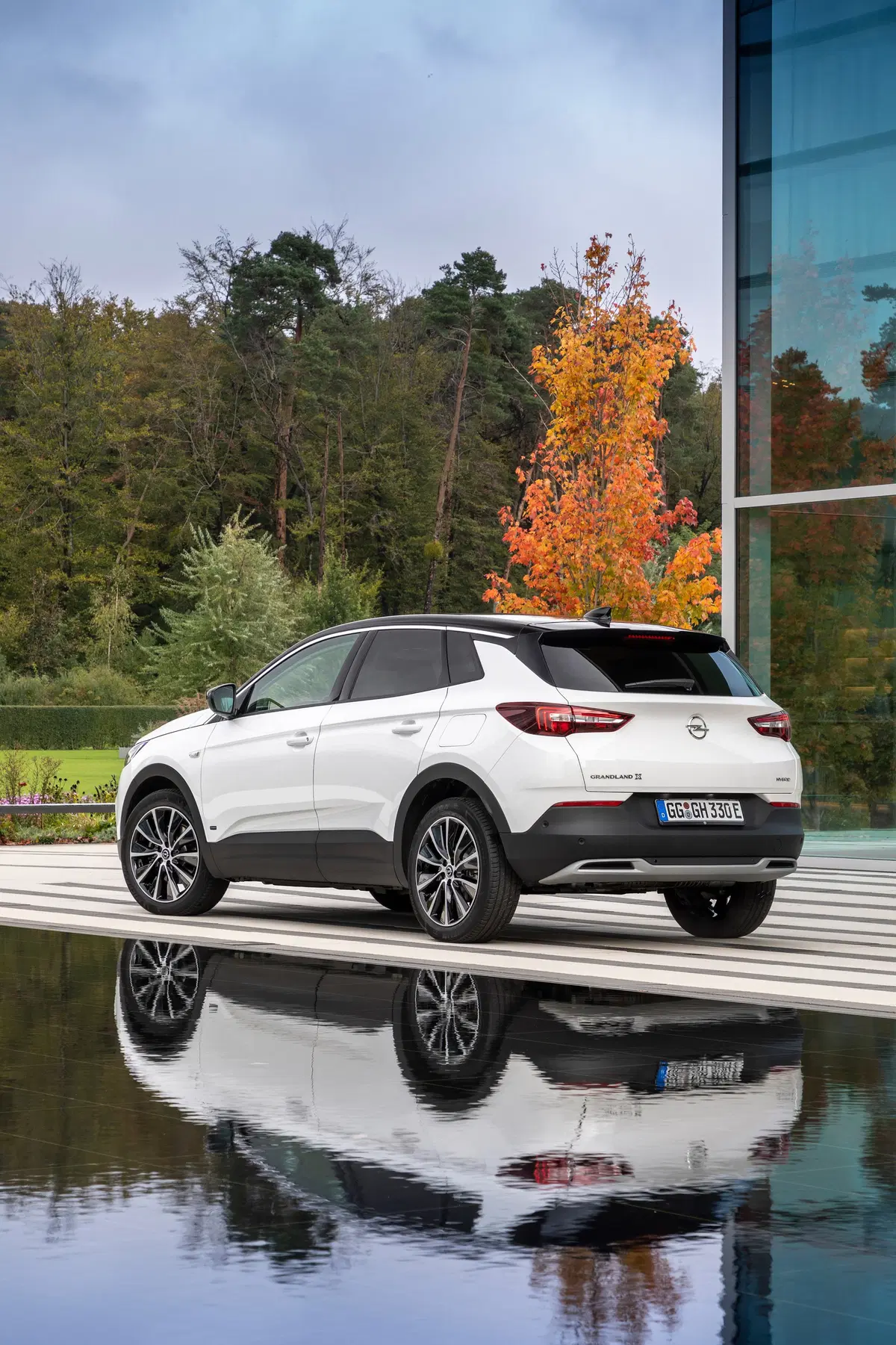 Opel Grandland X, arriva l'ibrida plug-in a trazione anteriore (5)