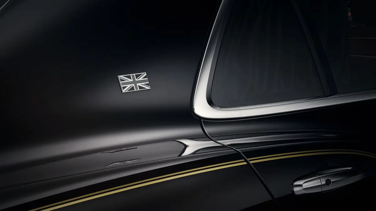 Bentley Mulsanne: passo maggiorato in esclusiva per la Cina (3)