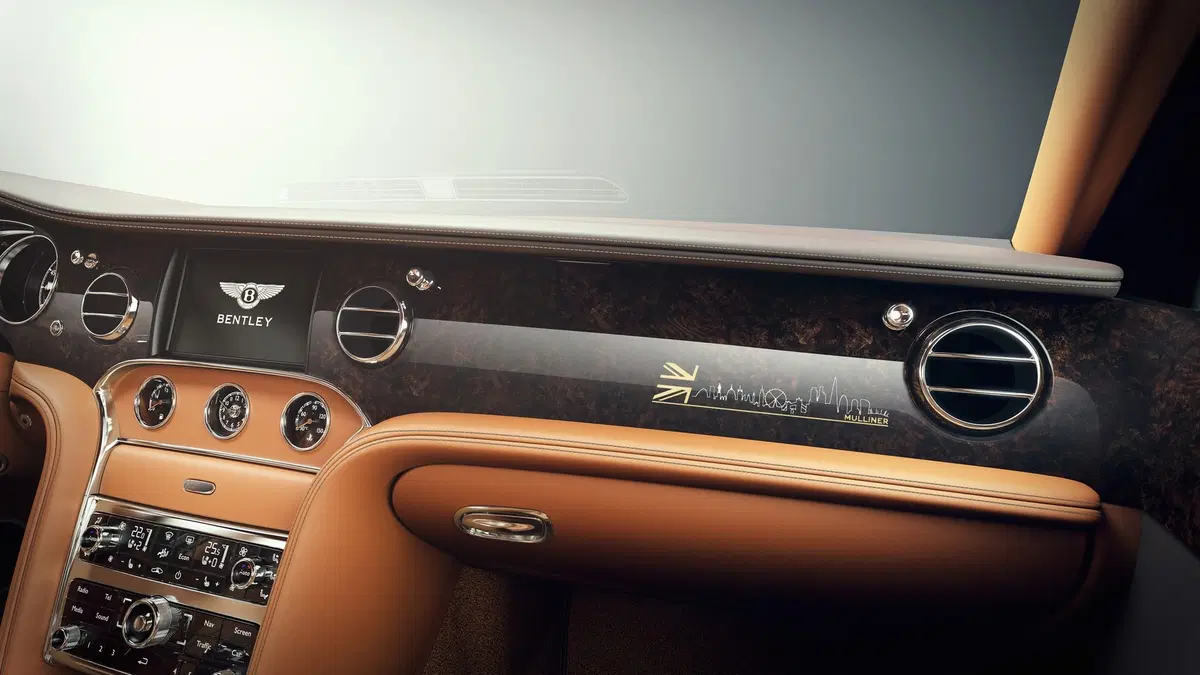 Bentley Mulsanne: passo maggiorato in esclusiva per la Cina (4)