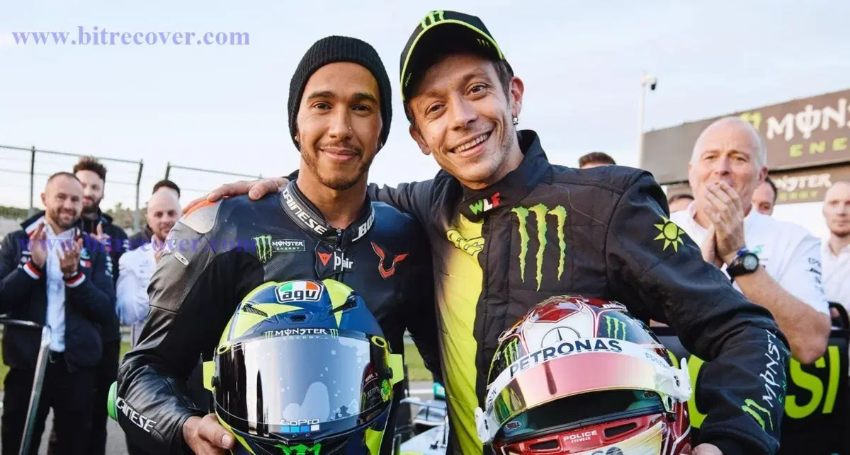Rossi vs Hamilton: le foto e il video dello scambio MotoGP - F1 (2)
