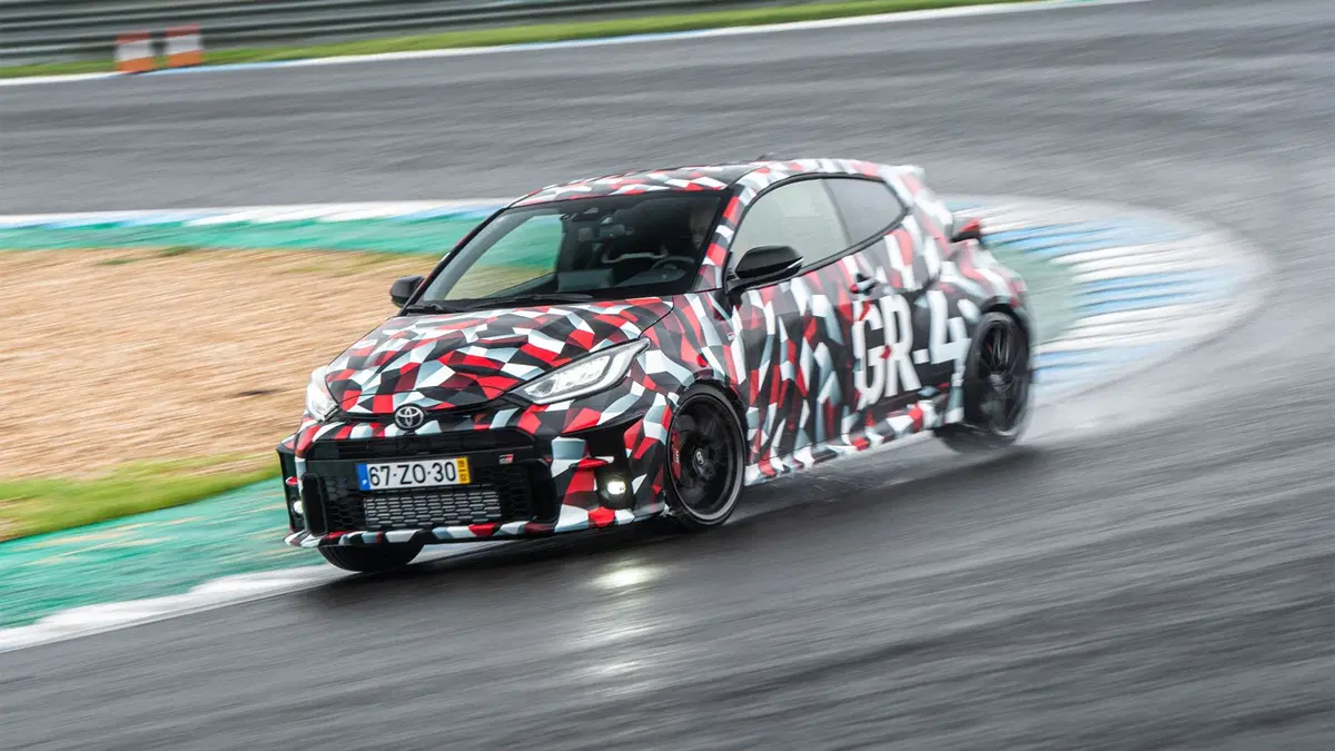 Toyota GR Yaris 2020, oltre 250 CV e trazione integrale GR4 [Video] (5)