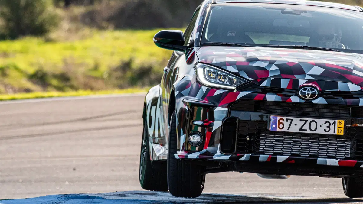 Toyota GR Yaris 2020, oltre 250 CV e trazione integrale GR4 [Video] (10)