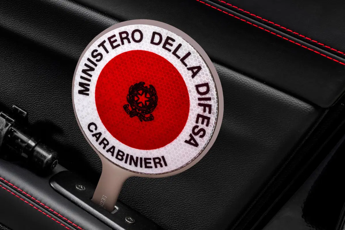Alfa Romeo Giulia entra nell'Arma dei Carabinieri (11)