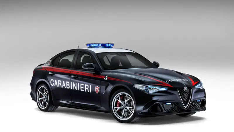 Alfa Romeo Giulia entra nell'Arma dei Carabinieri