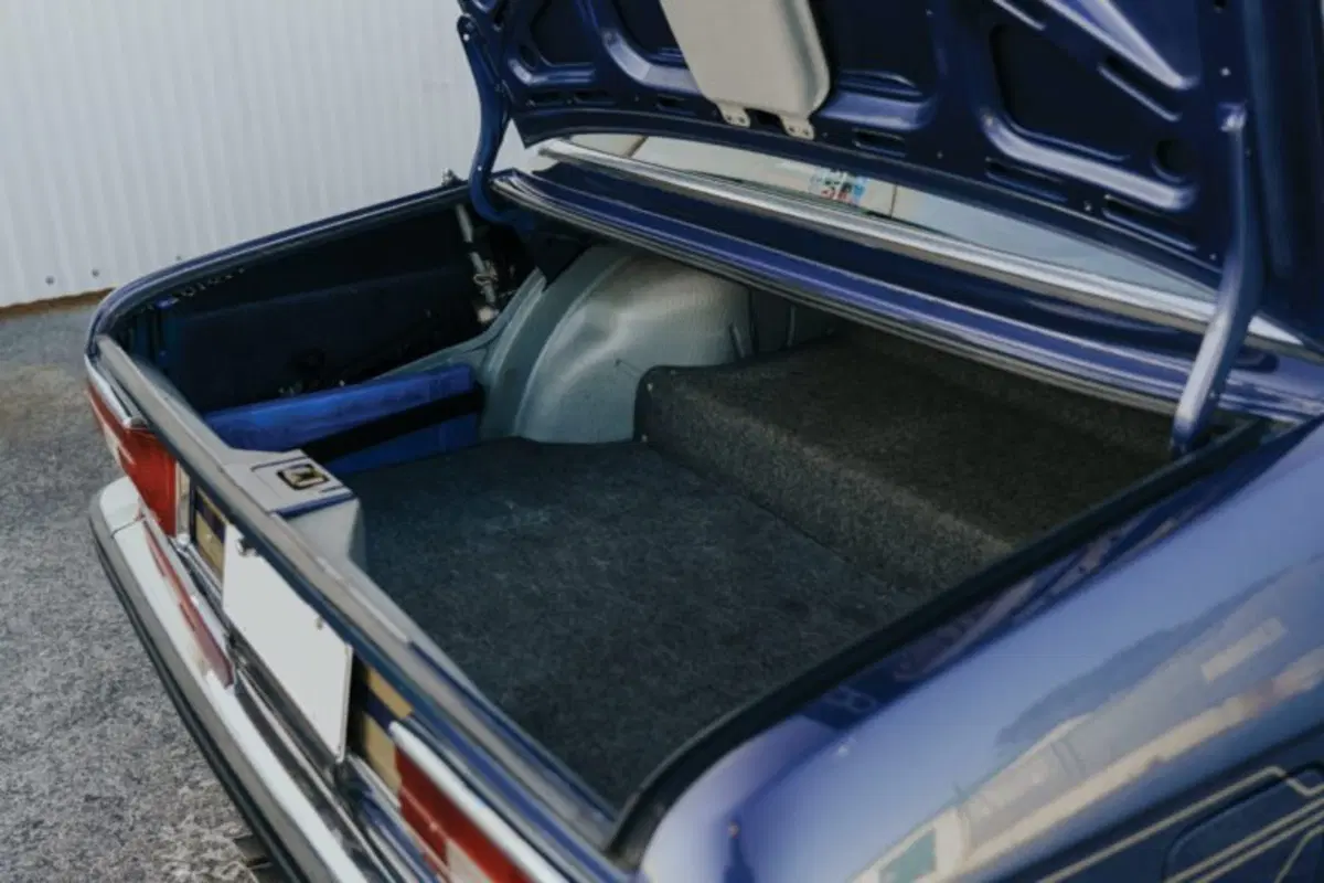 Alpina B7 S Turbo: Il bolide anni '80 all'asta (11)
