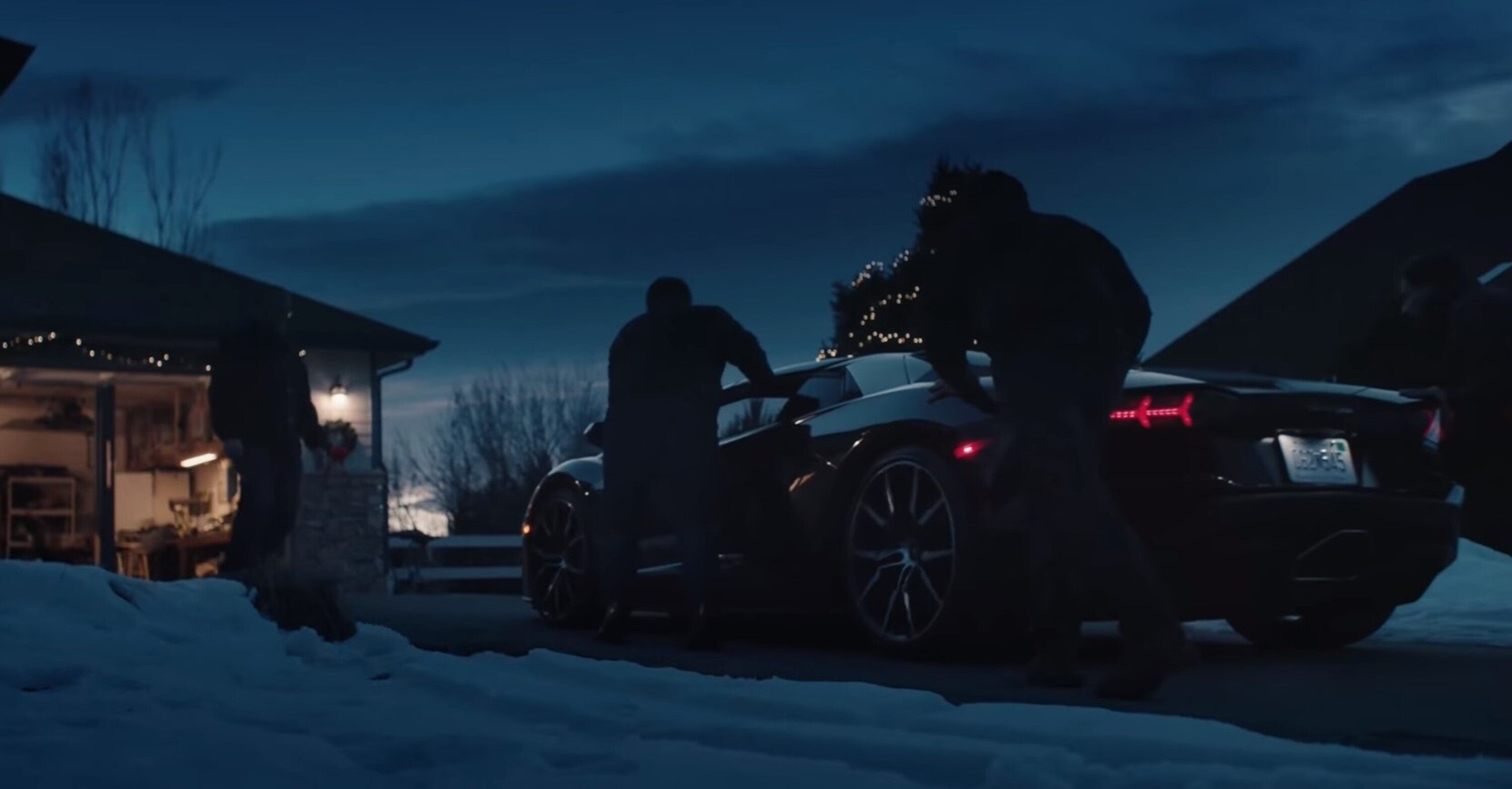 Lamborghini: la storia di Natale per appassionati [Video]