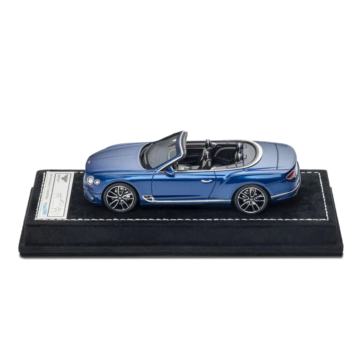 Bentley: modellini scala 1:43 per i 100 anni (4)