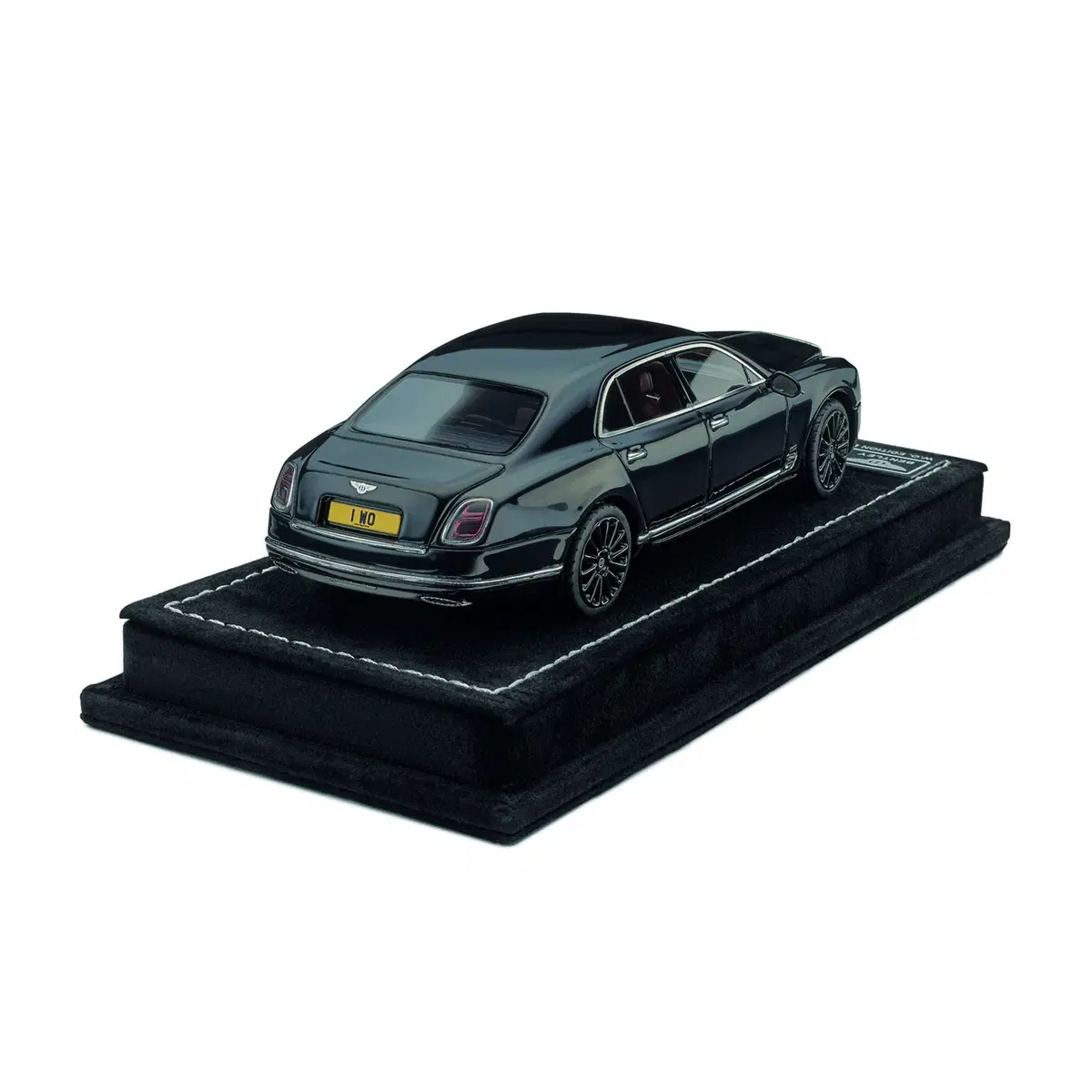 Bentley: modellini scala 1:43 per i 100 anni (5)