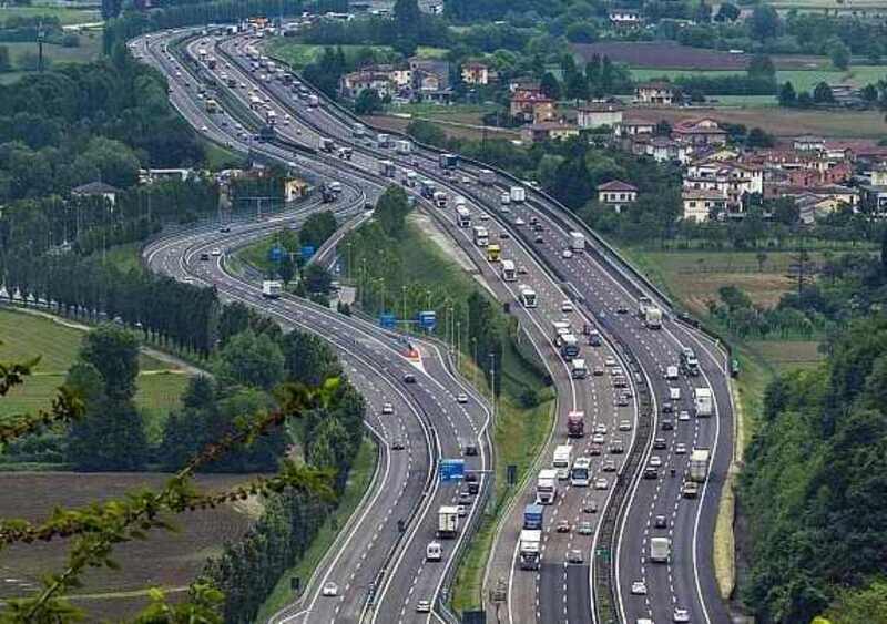 Autostrade: Confindustria contro il Milleproroghe su revoca concessioni