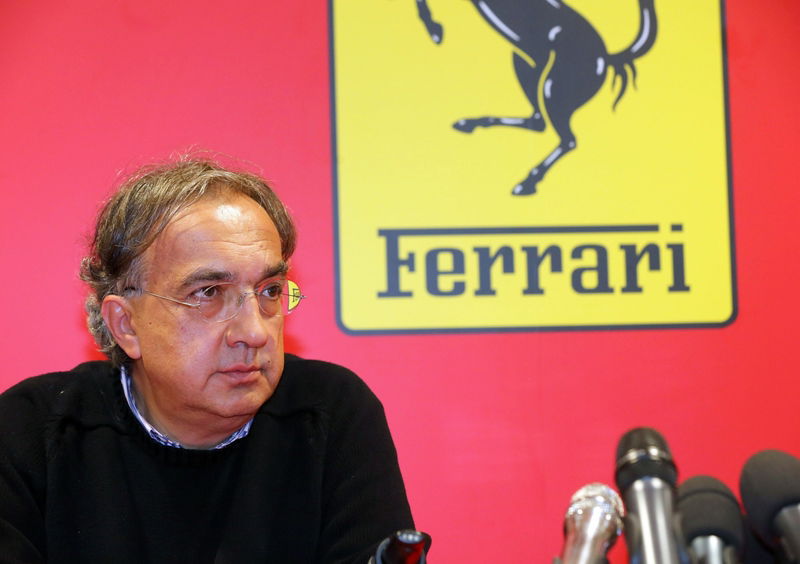 Marchionne: &laquo;Disponibili con Apple&raquo;