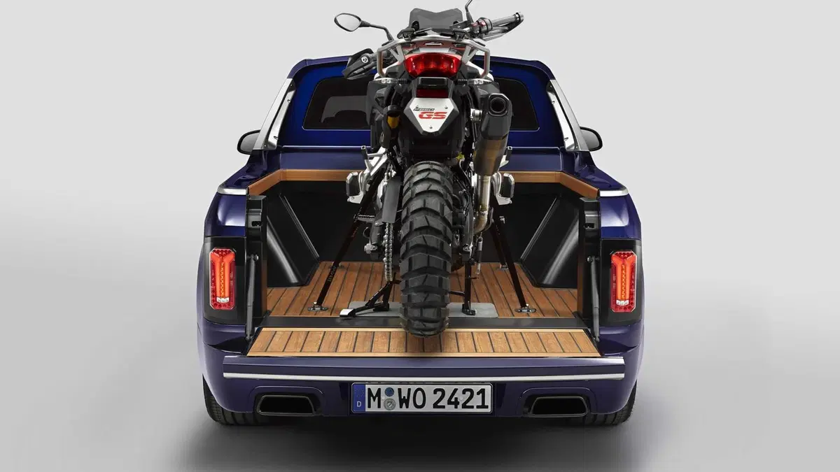 BMW X7 Pick-up, la versione che non ti aspetti (6)