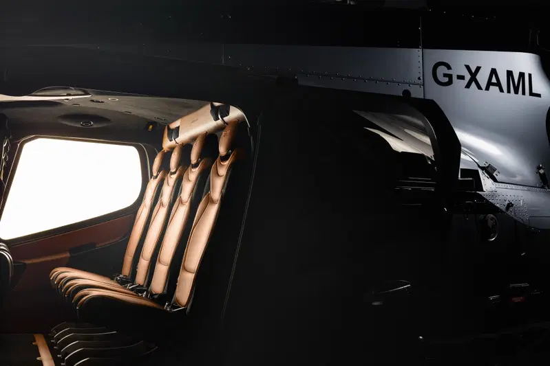 Le grafiche dell'Airbus ACH130 in stile Aston Martin
