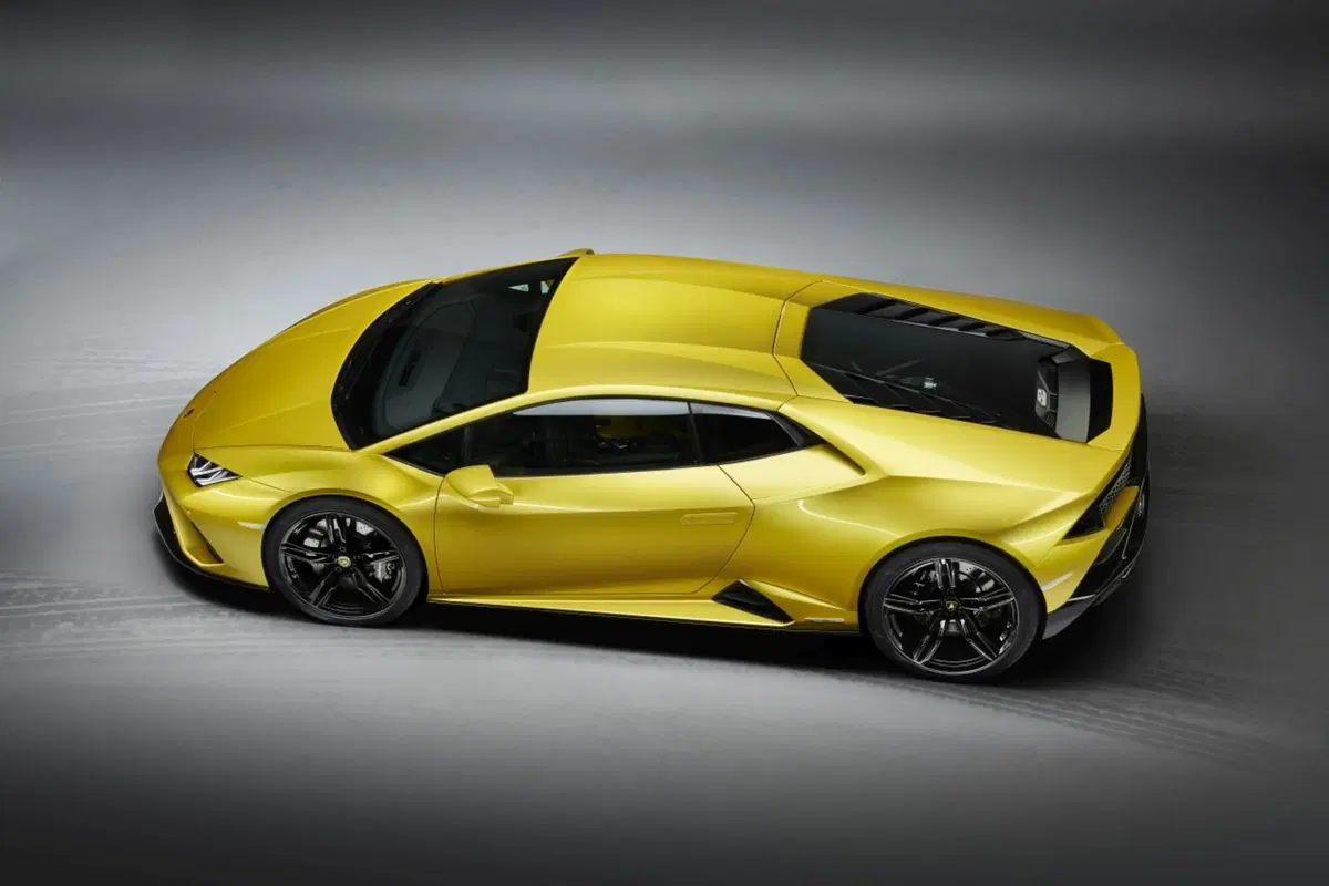 Lamborghini Huracan Evo RWD, 610 CV a trazione posteriore (8)