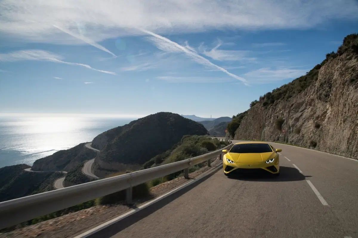Lamborghini Huracan Evo RWD, 610 CV a trazione posteriore (16)