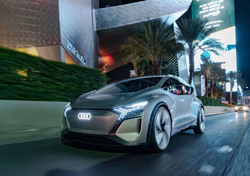 Audi AI:ME, al CES la concept che si controlla con lo sguardo