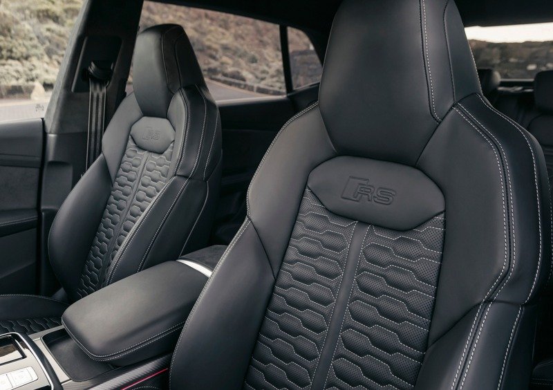 Audi RS Q8 (2019->>) (18)