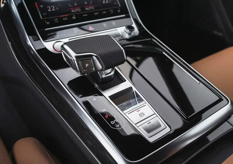 Audi RS Q8 (2019-->>) (41)