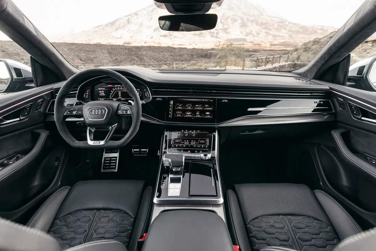 Audi RS Q8 Q8 4.0 mhev quattro tiptronic (30)