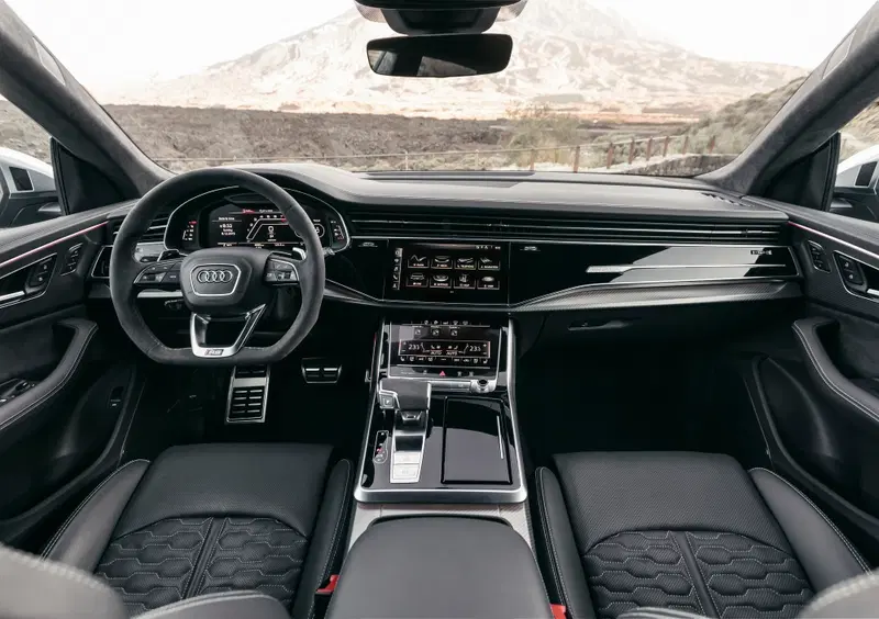 Audi RS Q8 (2019-->>) (30)