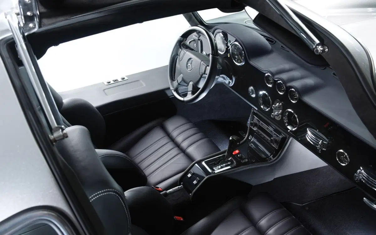 Mercedes-Benz 300 SL AMG: un diavolo che veste vintage (3)