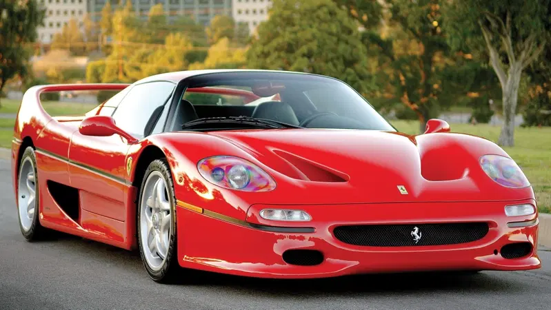 Ferrari F50 Berlinetta Prototipo: all'asta l'esemplare di collaudo