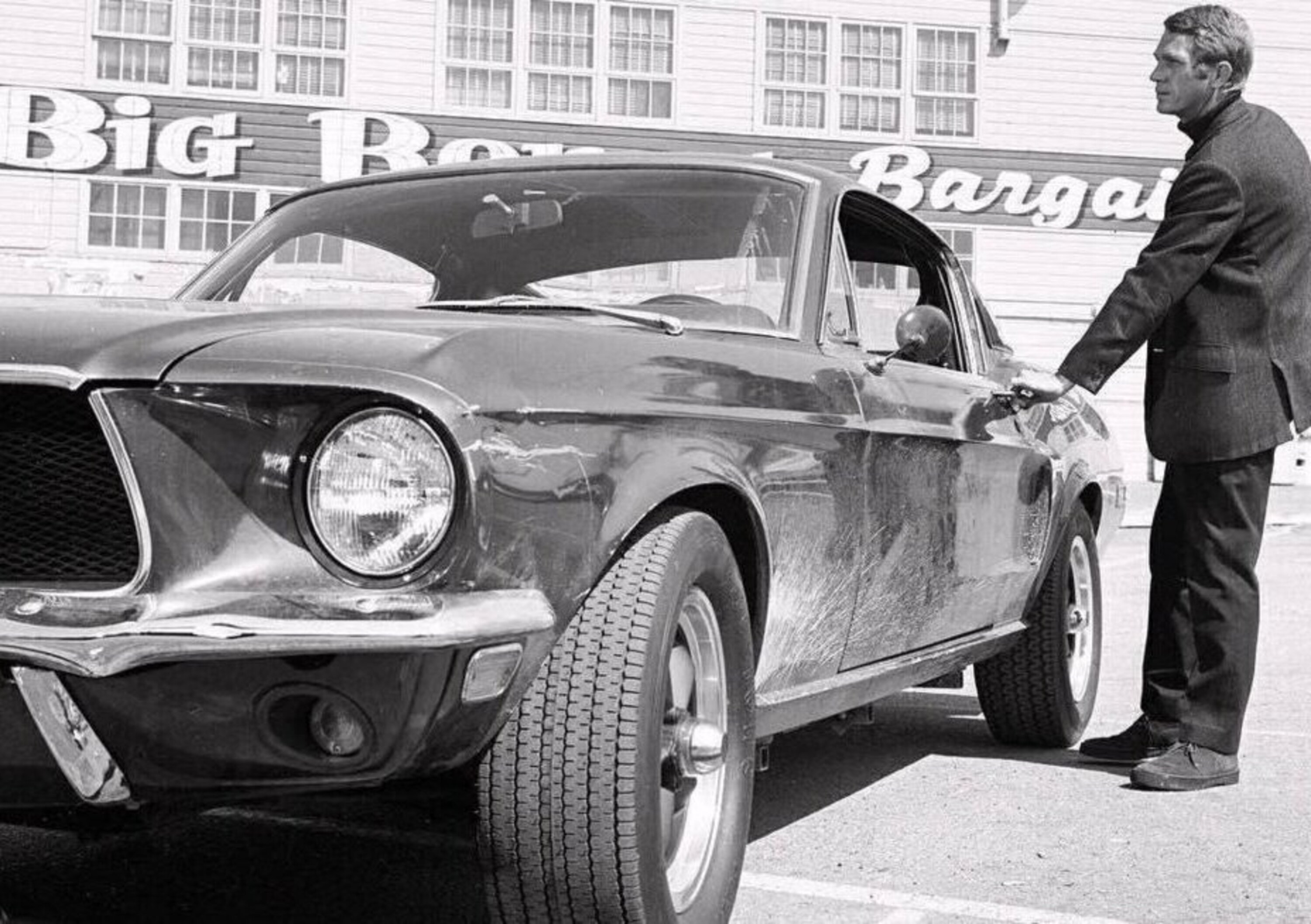 Ford Mustang Bullitt di Steve McQueen: venduta all&#039;asta per 3,7 milioni di dollari