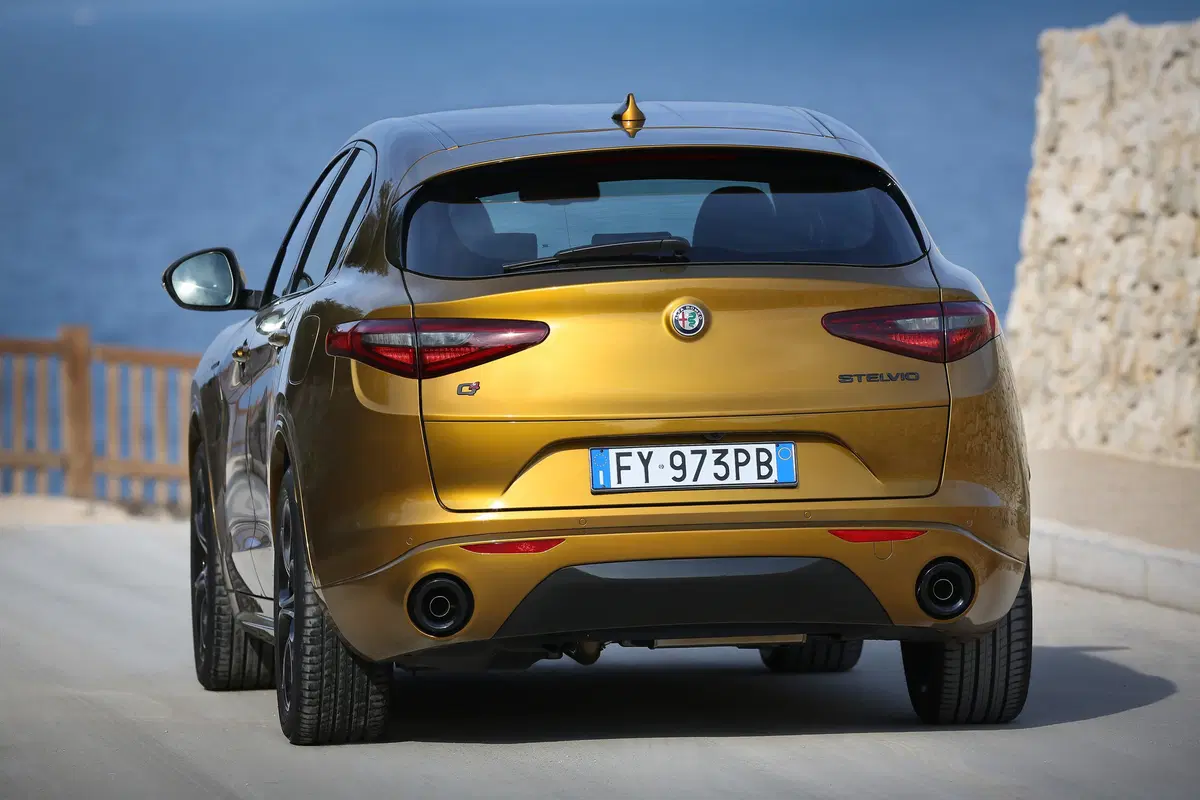 Alfa Romeo Stelvio Stelvio 2.2 Turbodiesel 190 CV AT8 Q4 Business (20)