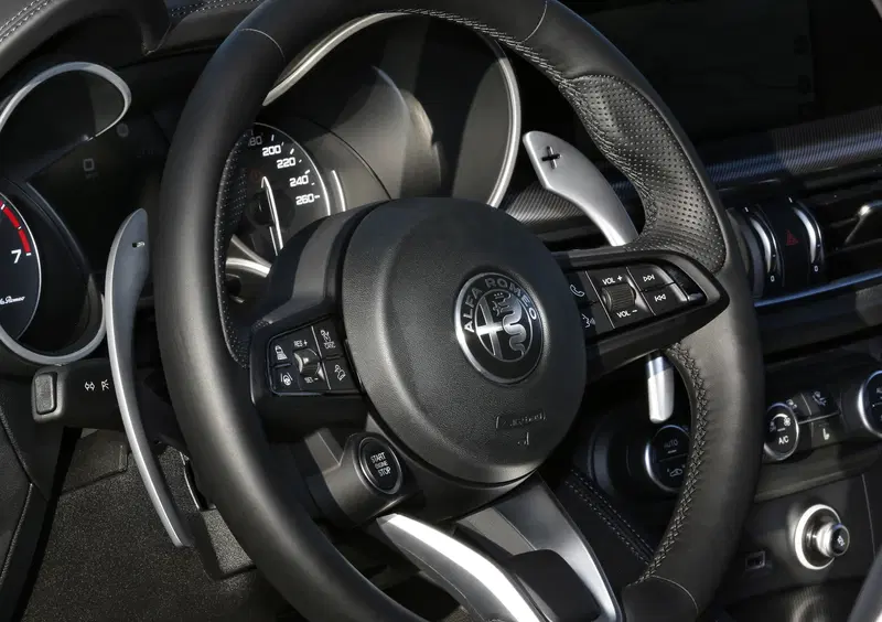 Alfa Romeo Stelvio (34)