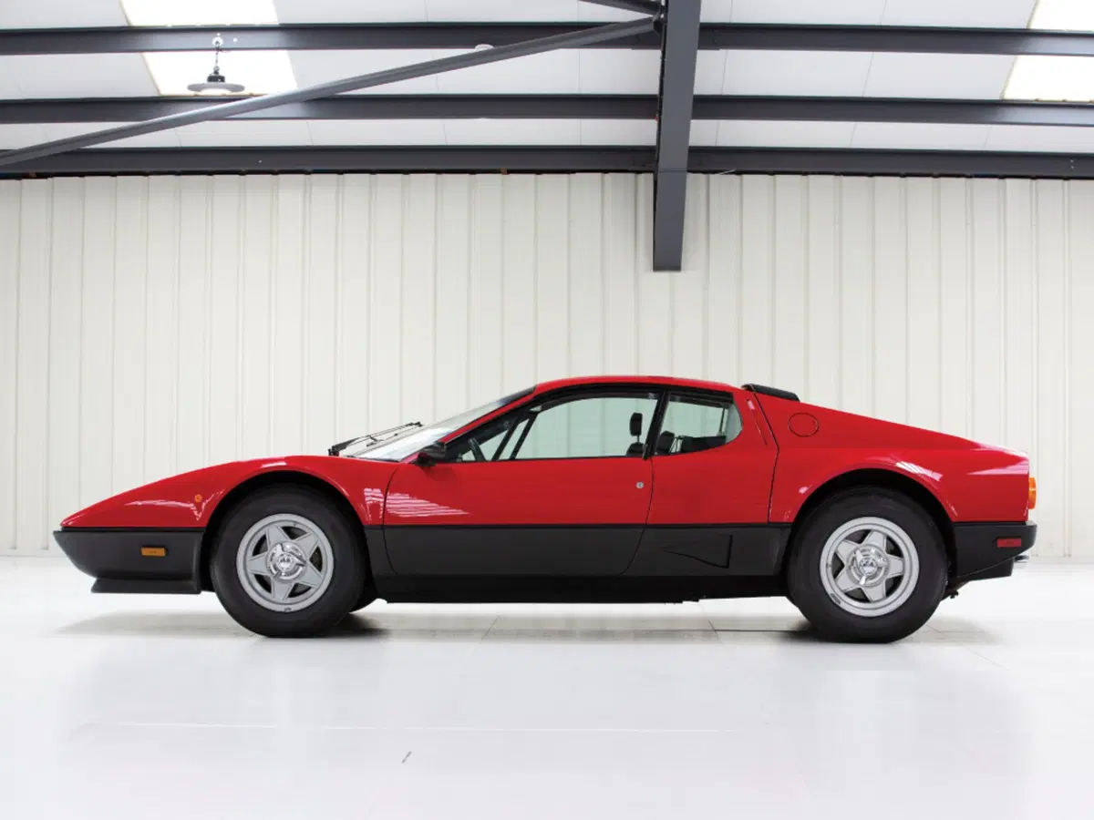 Ferrari 512 BB: all'asta un esemplare con soli 820 km (9)