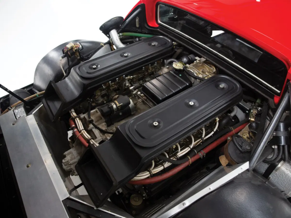 Ferrari 512 BB: all'asta un esemplare con soli 820 km (10)