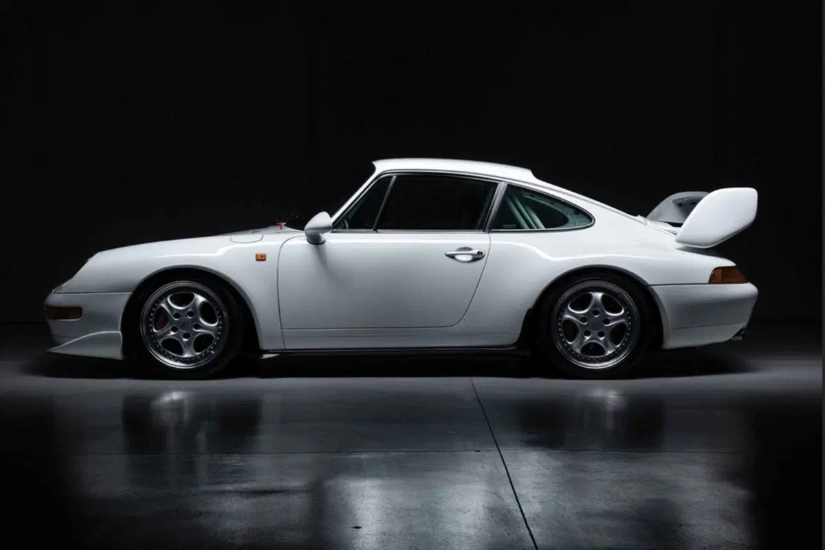Porsche 911 Carrera RS Clubsport Coupé: chi la porterebbe in pista? (2)