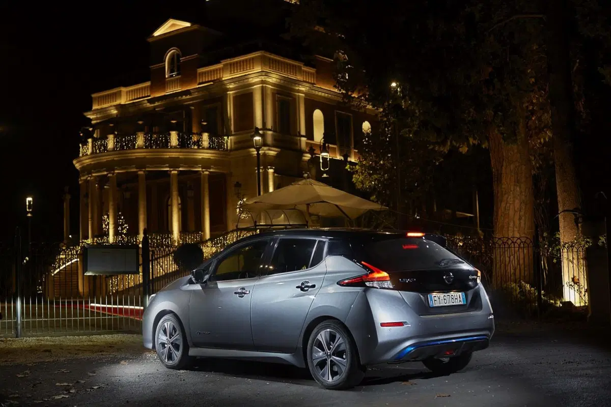 Nissan Leaf e+, con batteria 62 kWh autonomia da 385 km (8)