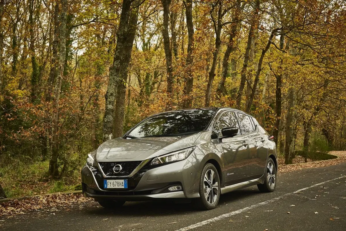 Nissan Leaf e+, con batteria 62 kWh autonomia da 385 km (12)
