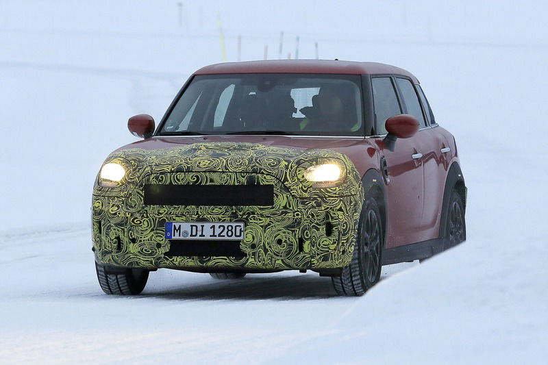 Mini Countryman restyling, le foto spia