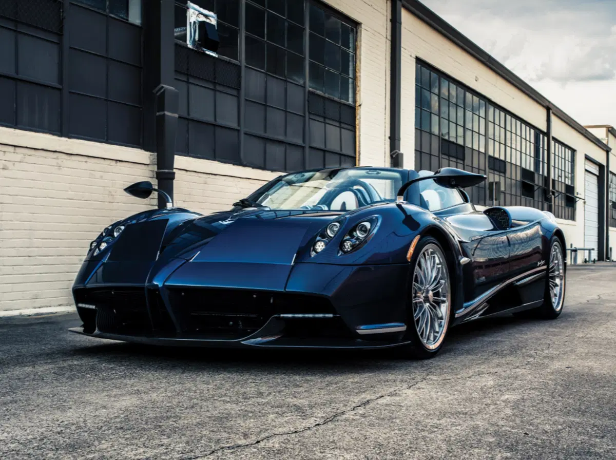 Pagani Huayra Roadster: all'asta una delle 100 supercar prodotte
