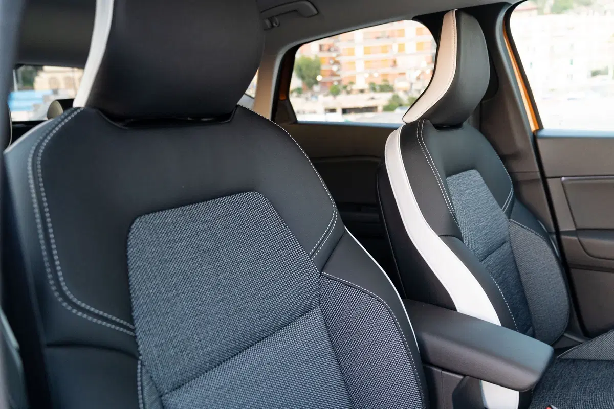 Renault Captur 2020, TEST: SUV compatto ancora più maturo [Video] (4)