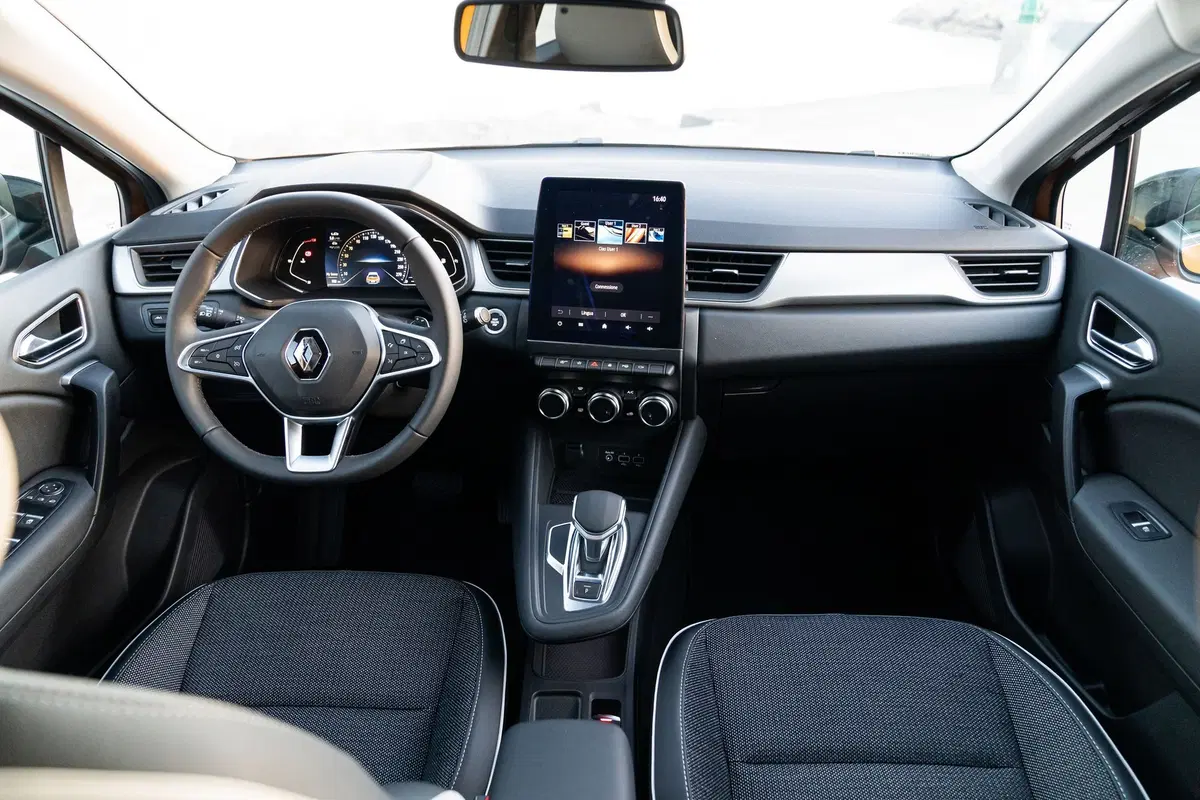 Renault Captur 2020, TEST: SUV compatto ancora più maturo [Video] (11)