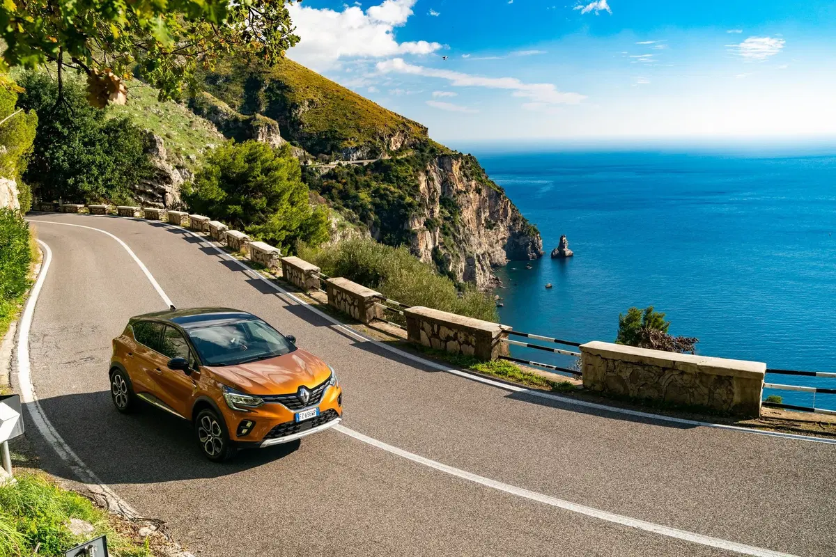 Renault Captur 2020, TEST: SUV compatto ancora più maturo [Video] (23)