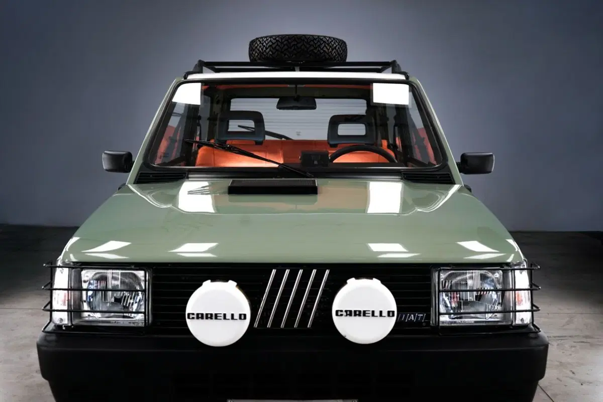 Pandina Jones, la Panda 4x4 “classica” ed elettrica di Garage Italia  (3)
