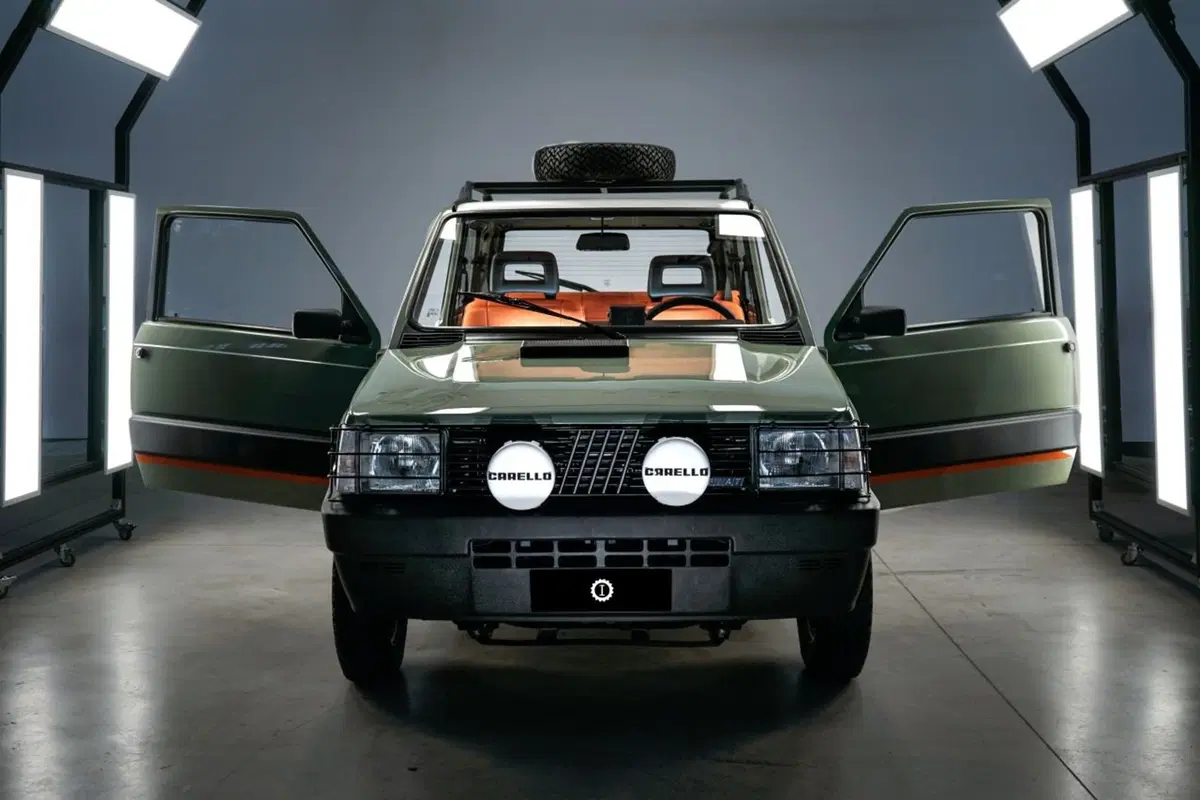 Pandina Jones, la Panda 4x4 “classica” ed elettrica di Garage Italia  (2)