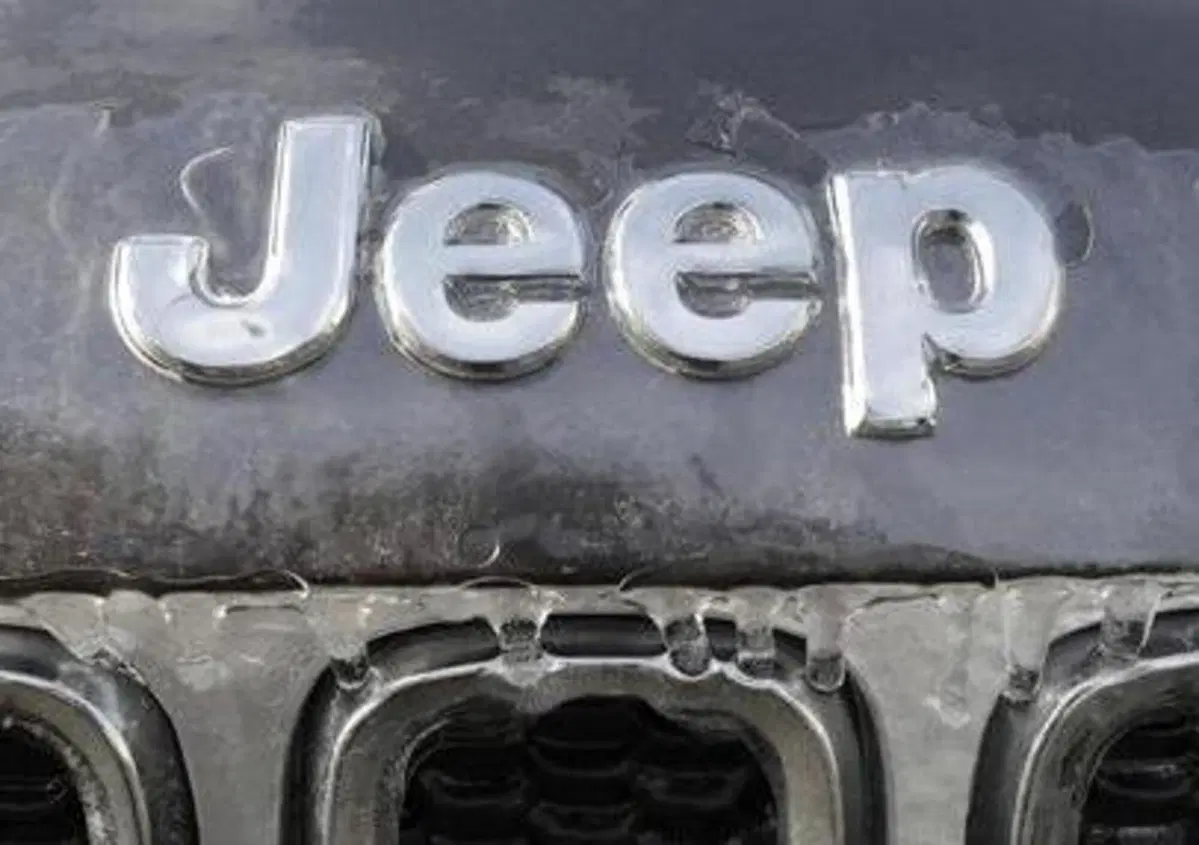 Jeep, sterzata verso l'elettrico