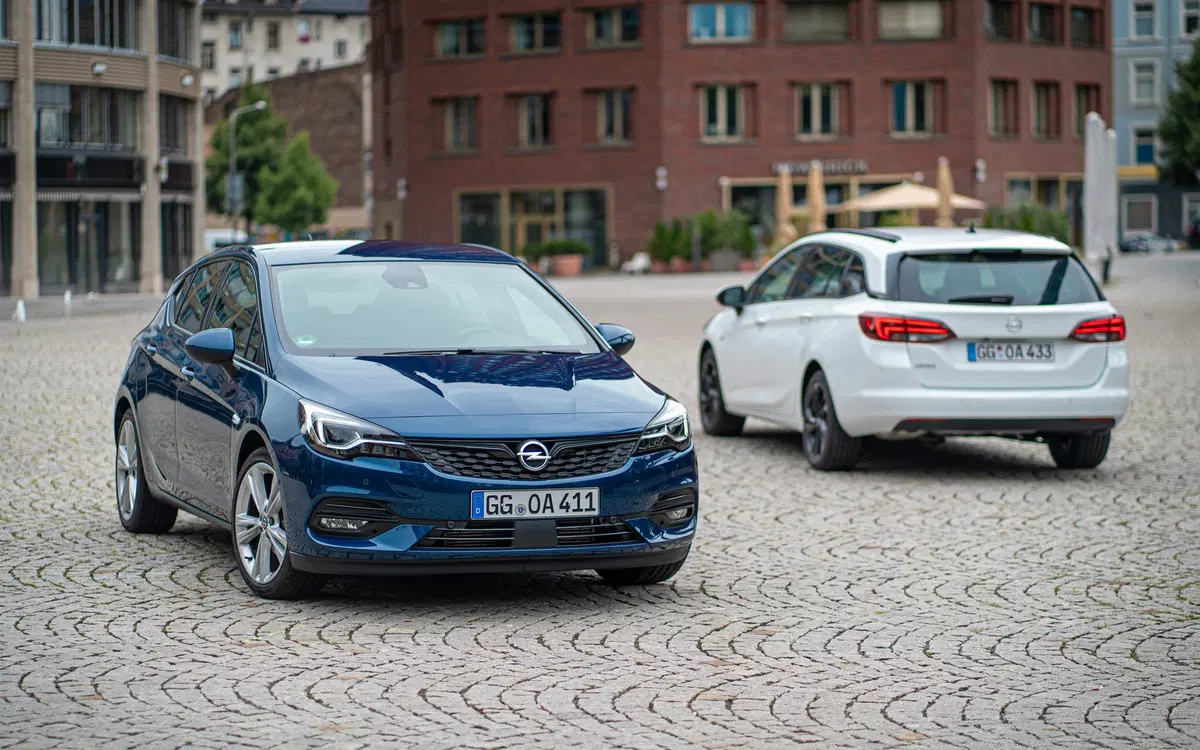 Opel Astra, Grandland X e Crossland X, le versioni speciali “Opel 2020” (2)
