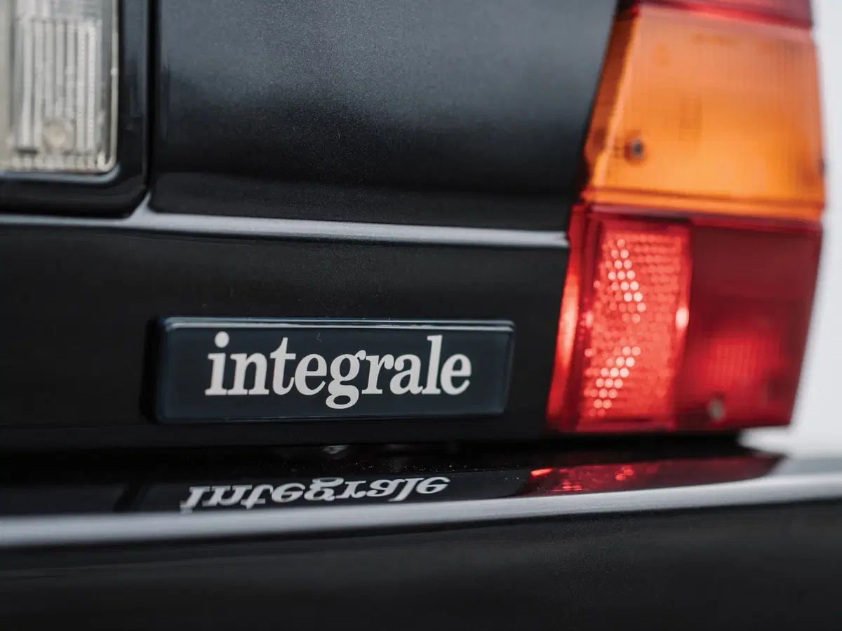 Lancia Delta HF Integrale Evoluzione: aggiudicata per oltre 100.000 dollari (17)